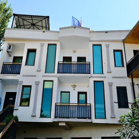 Aisi Kutaisi Hotel Ngoại thất bức ảnh