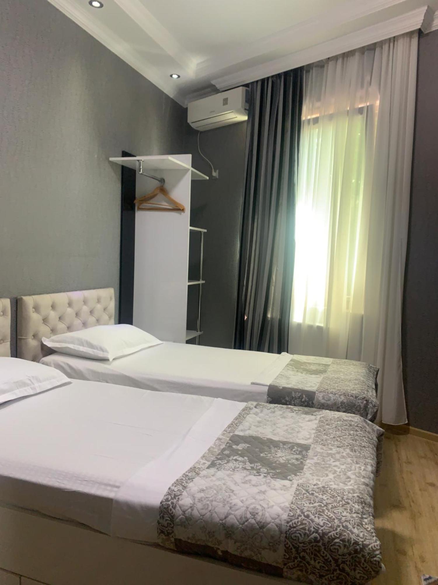 Aisi Kutaisi Hotel Ngoại thất bức ảnh
